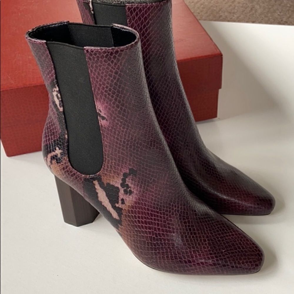 NEW Donald J. Pliner Leather Snakeskin Boots - Picture 5 of 8
